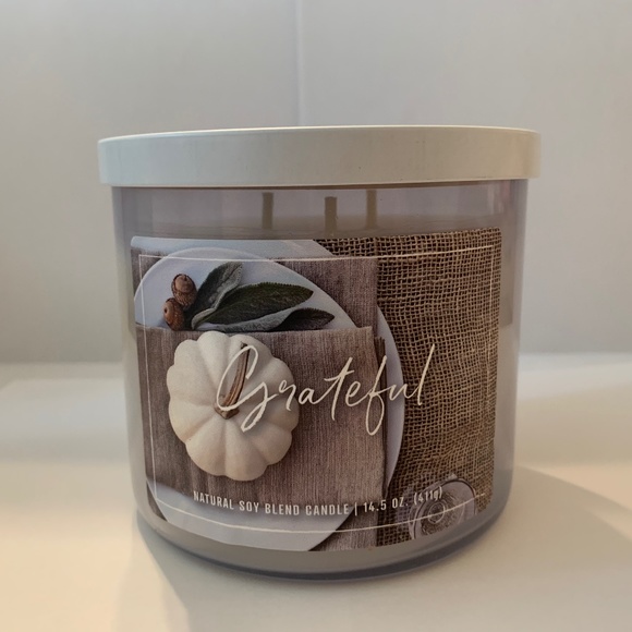 Scentsational Grateful 14.5 oz Candle, Scented Candle, NWT - Picture 1 of 3